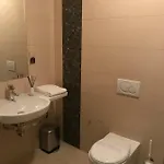 454 W Diva Apartment *