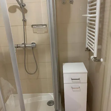 454 W Diva Appartement